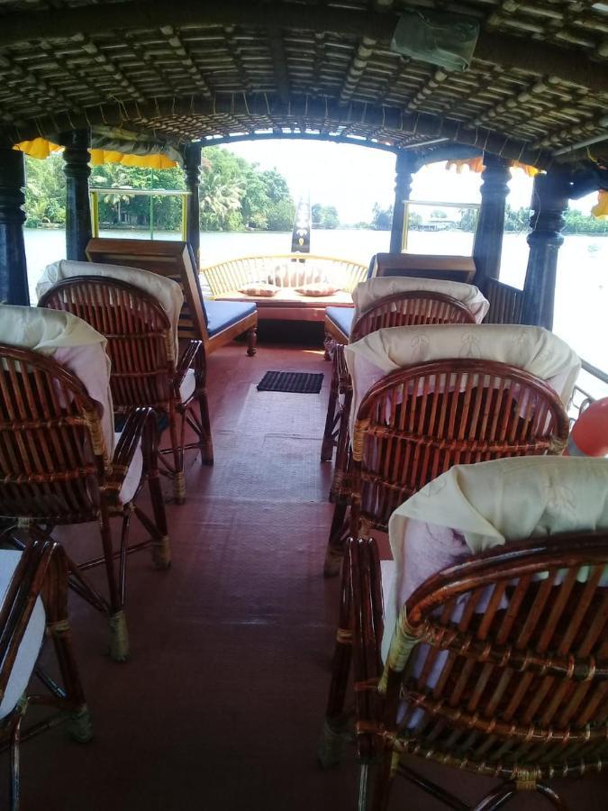 Marari Sibiya Beach Villa Mararikulam Kültér fotó